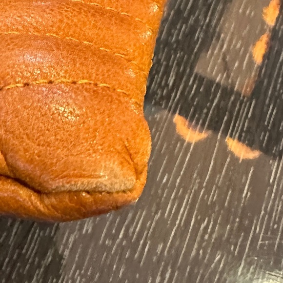 Pratesi Italy leather wristlet bag pouch cross body curio color - Picture 7 of 13